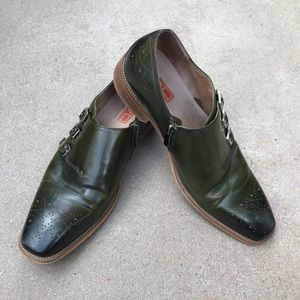 Steven Land dark green mens size 10 dress shoe.